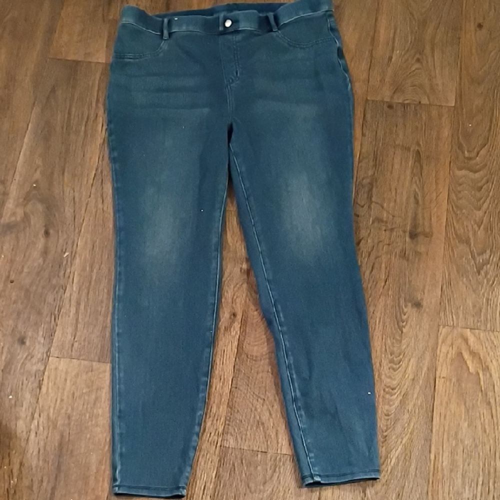 Time and Tru Dark Blue Skinny Jeans